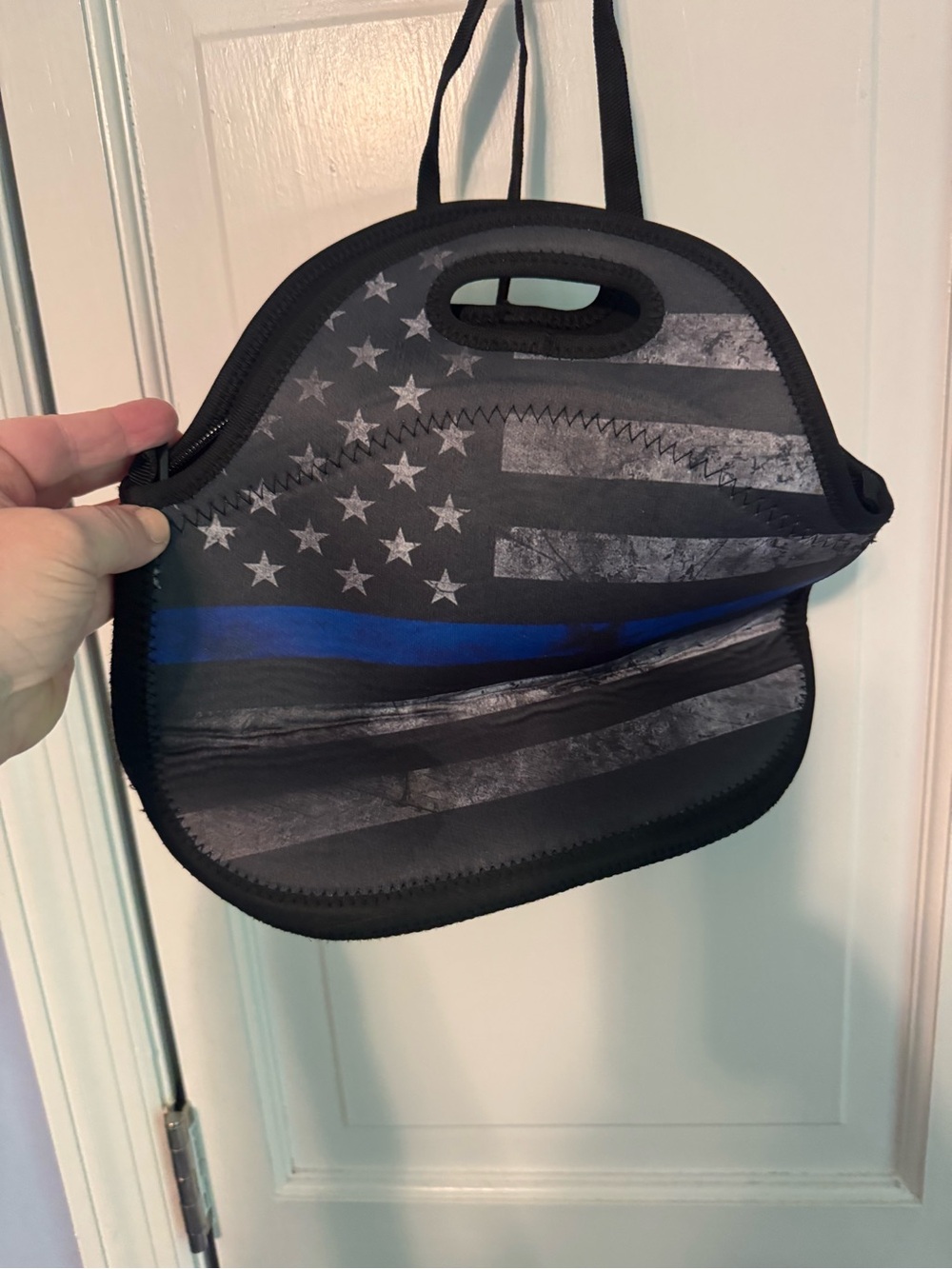 Stylish Thin Blue Line Insulated Lunch Tote | Neoprene Shoulder Bag, unique! - Picture 10 of 14